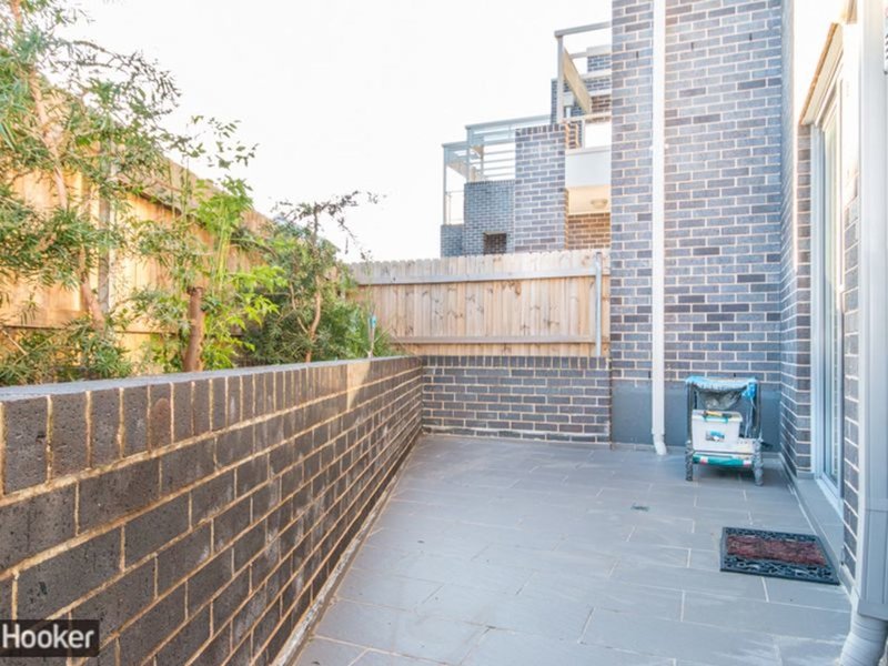 Photo - 8/44 Barossa Drive, Minchinbury NSW 2770 - Image 7