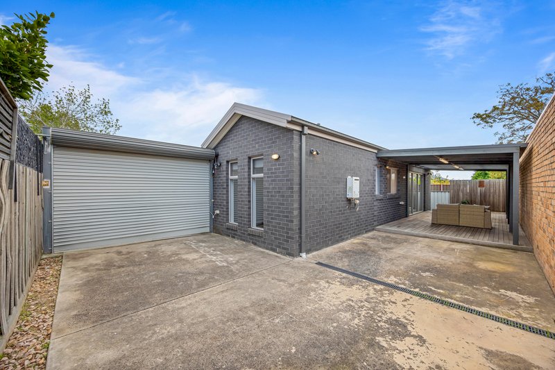 Photo - 844A Howitt Street, Wendouree VIC 3355 - Image 14