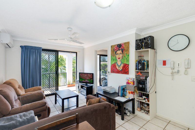 Photo - 8/45 Ventura Road, Mermaid Beach QLD 4218 - Image 2