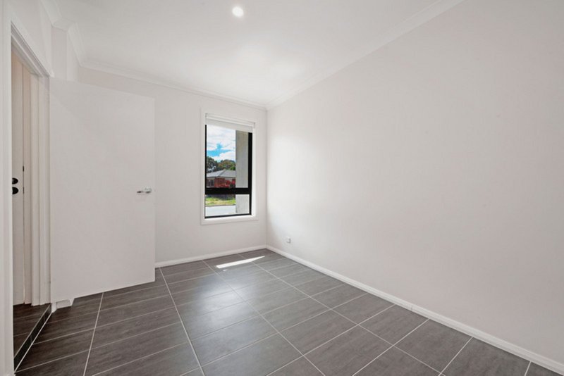 Photo - 8/46 Dalkin Crescent, Casey ACT 2913 - Image 11