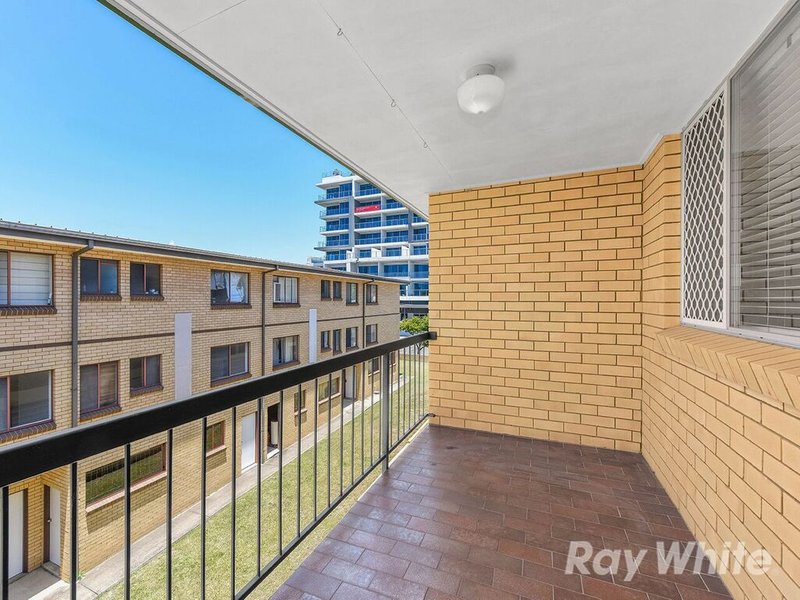 Photo - 8/46 Henchman Street, Nundah QLD 4012 - Image 8