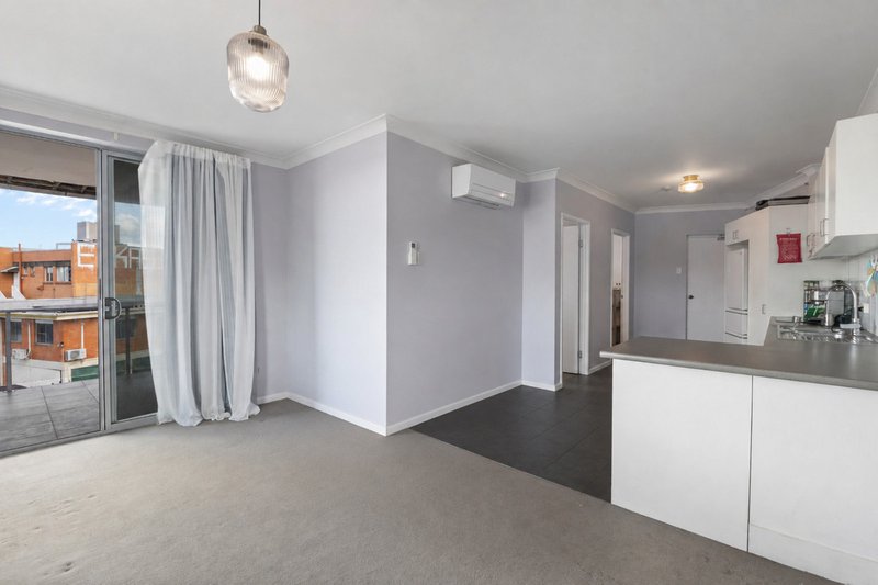 Photo - 8/460 Ipswich Road, Annerley QLD 4103 - Image 2