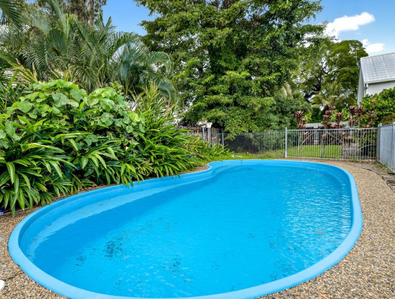 Photo - 8/462 Mccoombe Street, Mooroobool QLD 4870 - Image 8