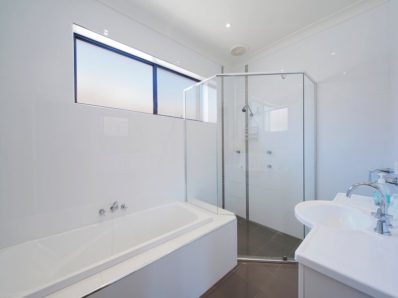 Photo - 8/47-51 Shoal Bay Road, Shoal Bay NSW 2315 - Image 13