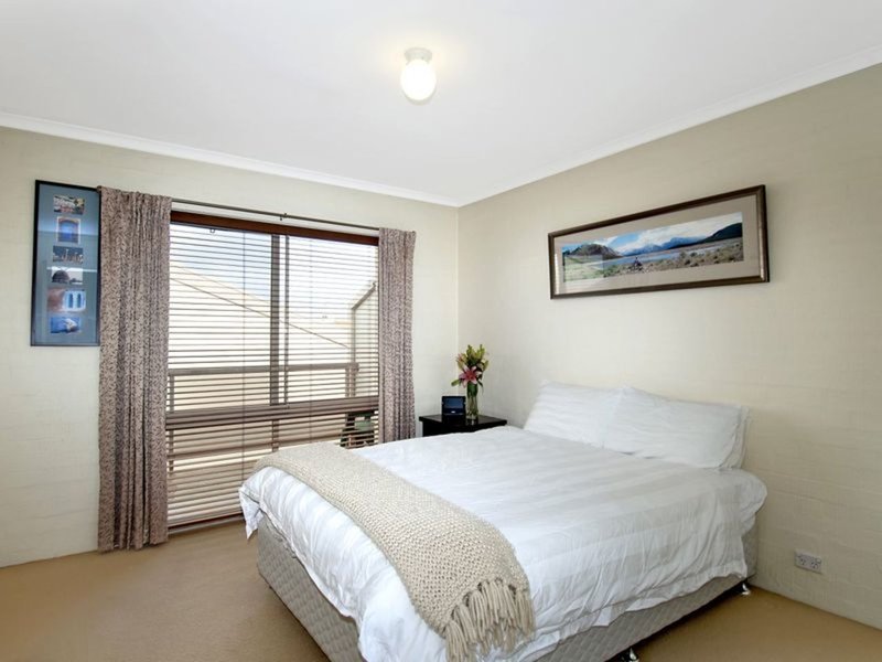 Photo - 8/47 Kennedy Street, Kingston ACT 2604 - Image 6