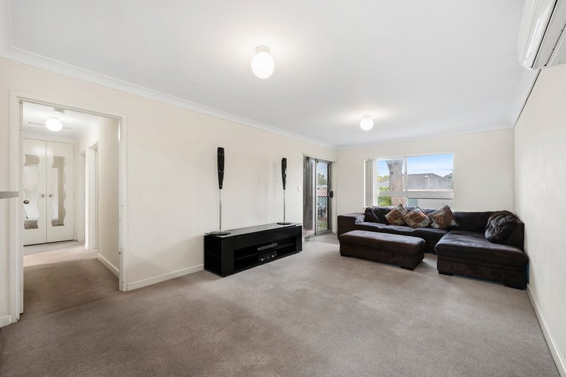 Photo - 8/48 Connell Way, Girrawheen WA 6064 - Image 4