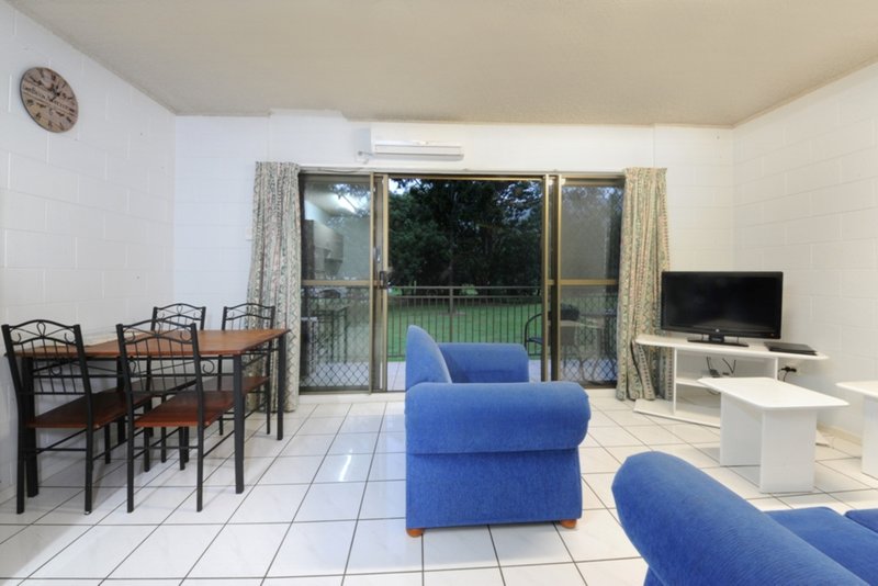 Photo - 8/48 Coral Esplanade, Cannonvale QLD 4802 - Image 8