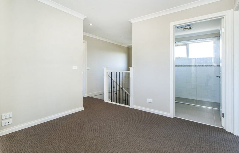 Photo - 8/48 Lusher Road, Croydon VIC 3136 - Image 5