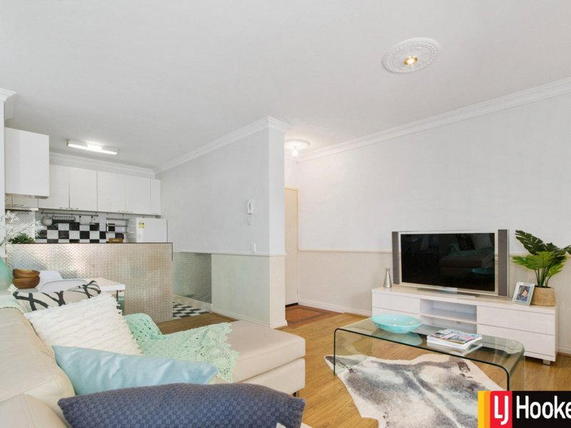 Photo - 8/48 Wellington Street, East Perth WA 6004 - Image 7