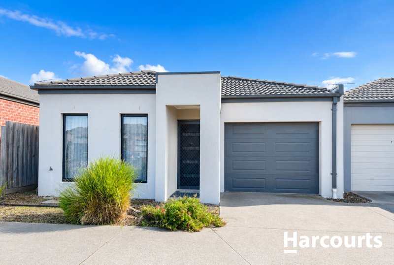 Photo - 8/49-55 Rosella Avenue, Werribee VIC 3030 - Image 1