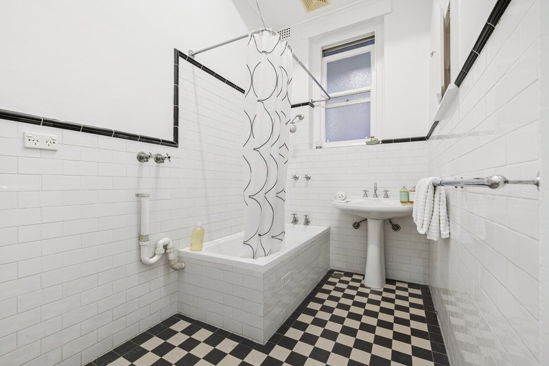 Photo - 8/49 Carabella Street, Kirribilli NSW 2061 - Image 12