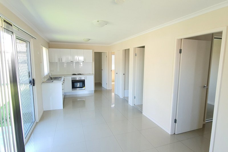 Photo - 84A Neriba Crescent, Whalan NSW 2770 - Image 2
