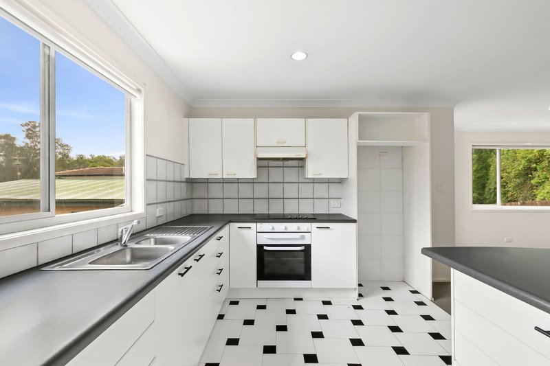 Photo - 84A Wakehurst Parkway, North Narrabeen NSW 2101 - Image 3