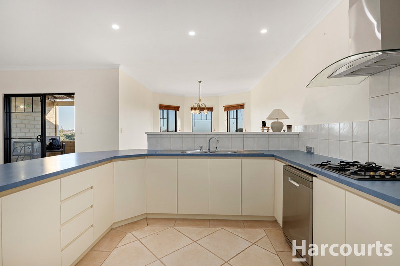 Photo - 84B Janis Street, Halls Head WA 6210 - Image 10
