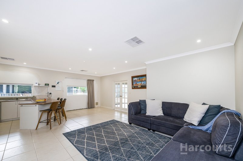Photo - 85 Adams Road, Mariginiup WA 6078 - Image 32