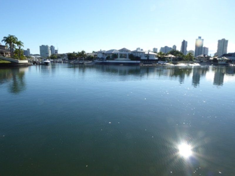 Photo - 85 Admiralty Drive, Surfers Paradise QLD 4217 - Image 11