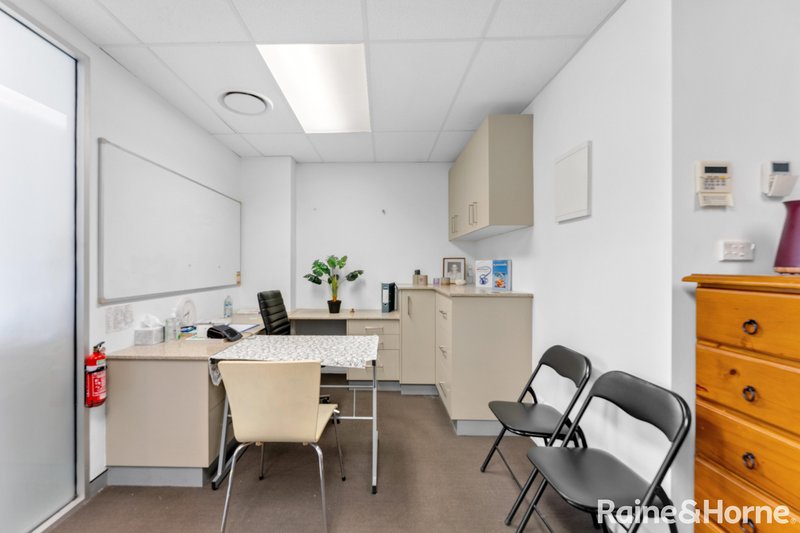 Photo - 85 Anthony Rolfe Avenue, Gungahlin ACT 2912 - Image 3
