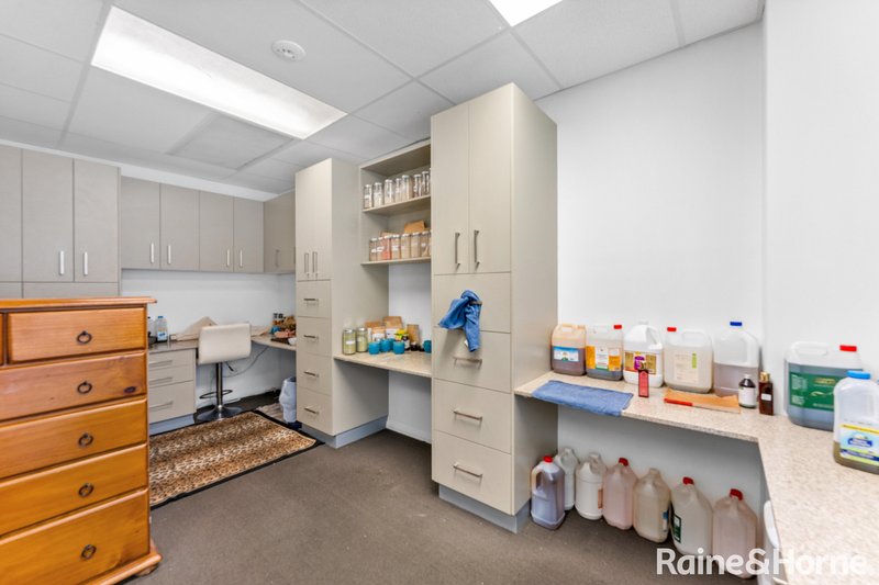 Photo - 85 Anthony Rolfe Avenue, Gungahlin ACT 2912 - Image 4