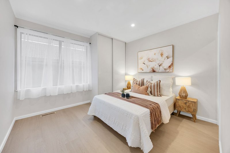 Photo - 85 Armata Crescent, Frankston North VIC 3200 - Image 7