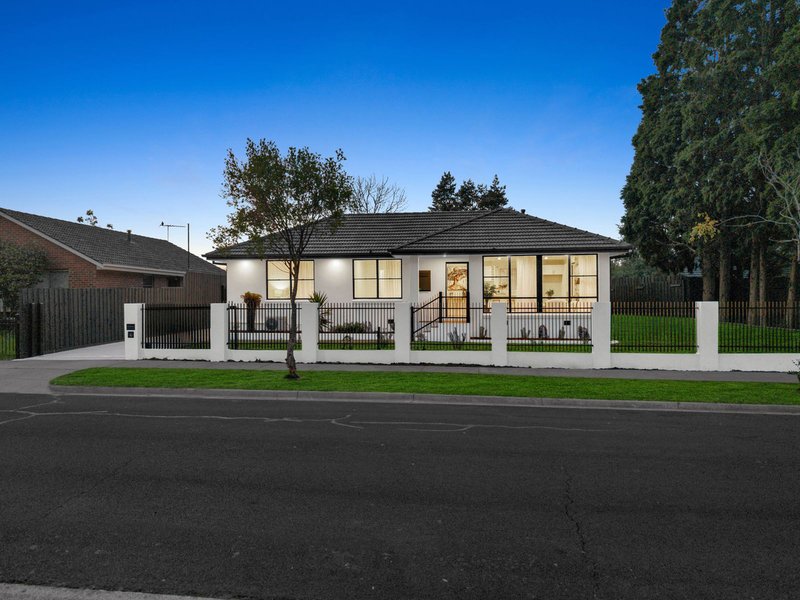Photo - 85 Armata Crescent, Frankston North VIC 3200 - Image 15