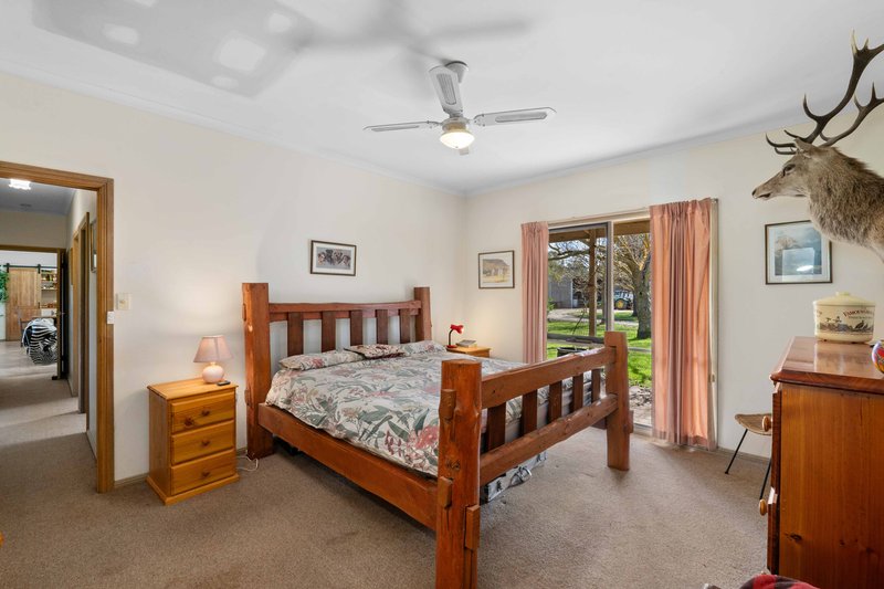 Photo - 85 Ashes Bridge Road, Tallarook VIC 3659 - Image 11