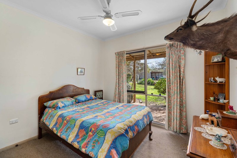 Photo - 85 Ashes Bridge Road, Tallarook VIC 3659 - Image 12