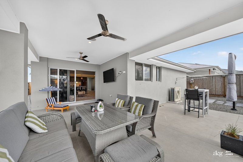 Photo - 85 Ashwood Circuit, Chambers Flat QLD 4133 - Image 24