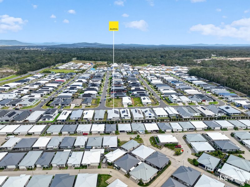 Photo - 85 Ashwood Circuit, Chambers Flat QLD 4133 - Image 25