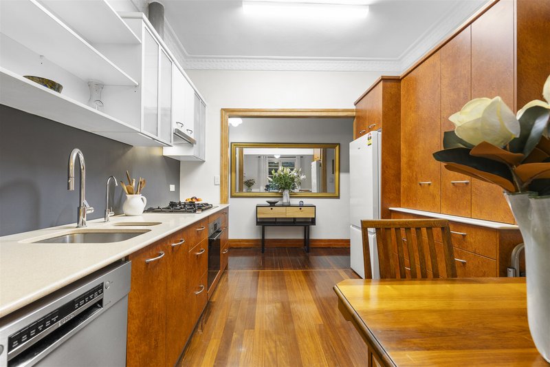 Photo - 8/5 Bonney Avenue, Clayfield QLD 4011 - Image 8