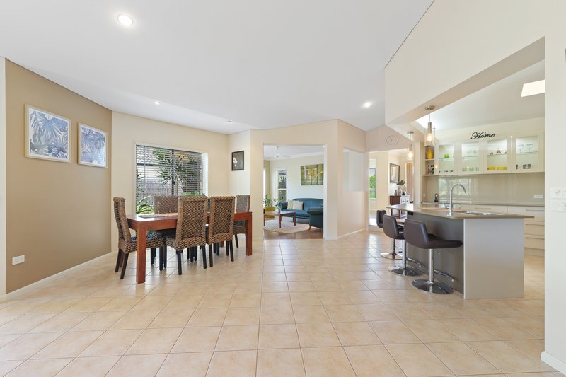 Photo - 85 Boolagi Drive, Wurtulla QLD 4575 - Image 11