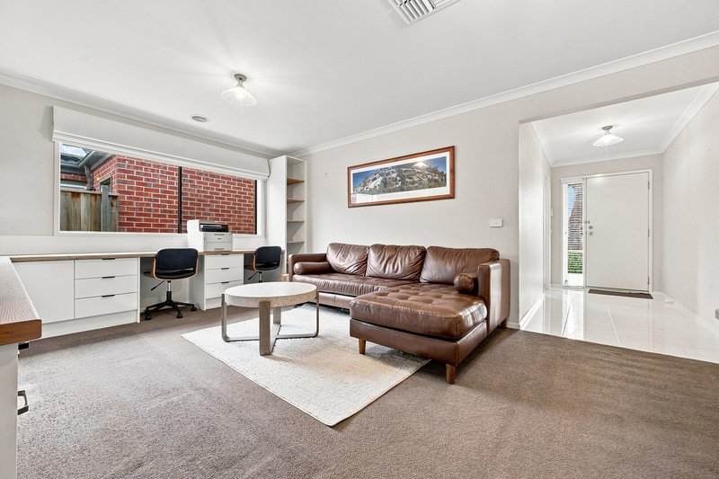 Photo - 85 Brookwater Parade, Lyndhurst VIC 3975 - Image 2