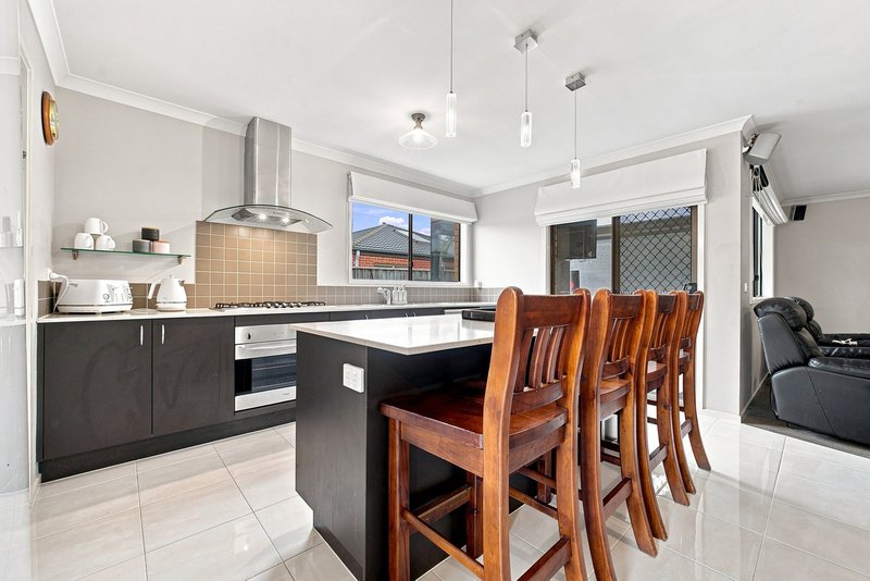 Photo - 85 Brookwater Parade, Lyndhurst VIC 3975 - Image 4