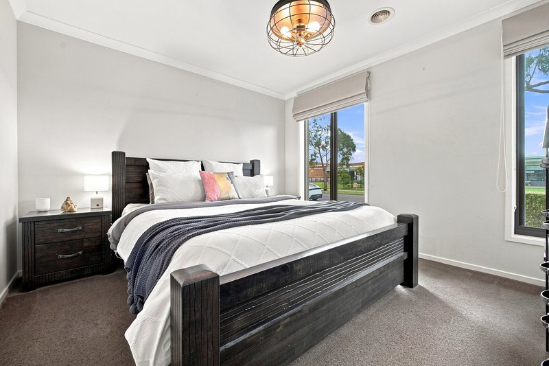 Photo - 85 Brookwater Parade, Lyndhurst VIC 3975 - Image 7