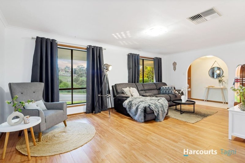 Photo - 85 Capella Drive, Hallett Cove SA 5158 - Image 7