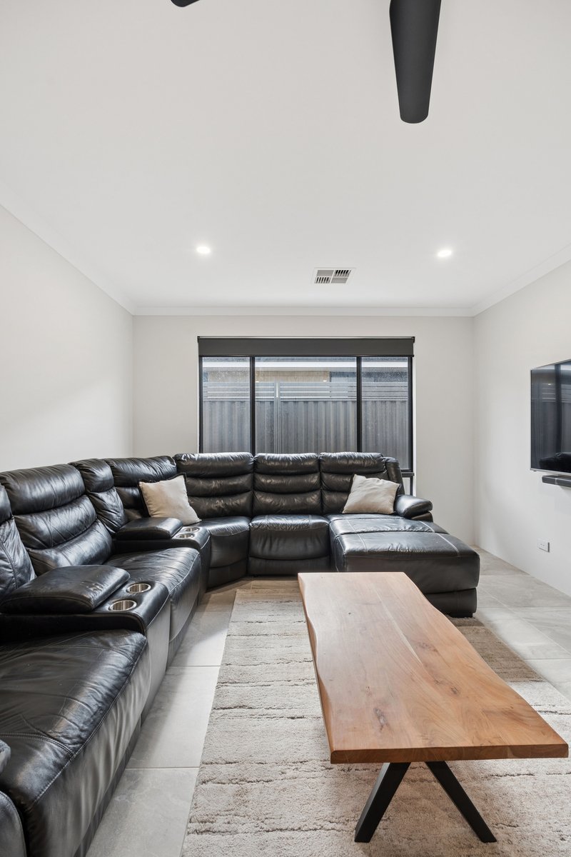 Photo - 85 Castlereagh Way, Brabham WA 6055 - Image 11