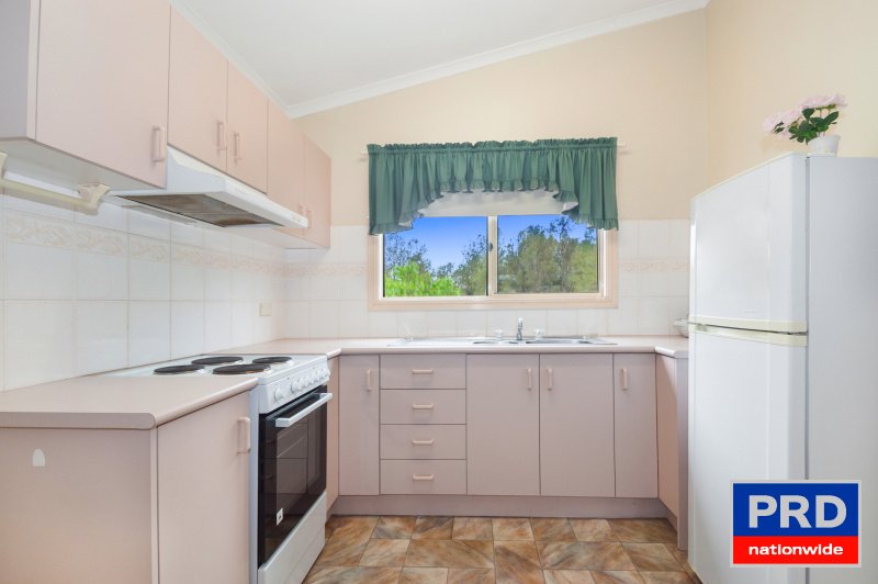 Photo - 85 Casuarina Crescent, Kanahooka NSW 2530 - Image 2