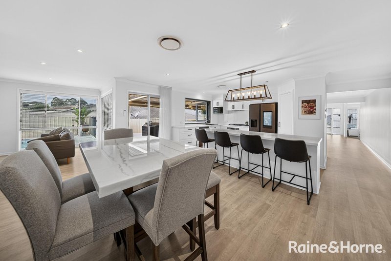Photo - 85 Clayton Crescent, Rutherford NSW 2320 - Image 6