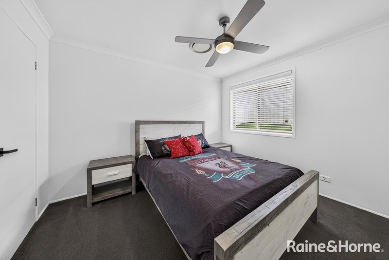 Photo - 85 Clayton Crescent, Rutherford NSW 2320 - Image 14