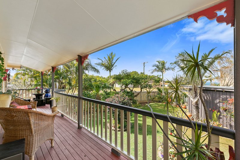 Photo - 85 Corfield Street, Point Vernon QLD 4655 - Image 15