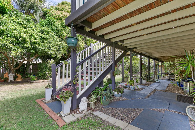 Photo - 85 Corfield Street, Point Vernon QLD 4655 - Image 17