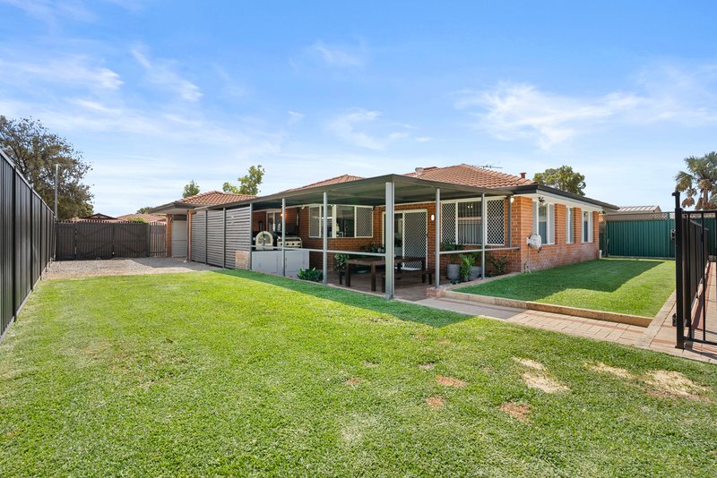 Photo - 85 Coronata Drive, Warnbro WA 6169 - Image 30
