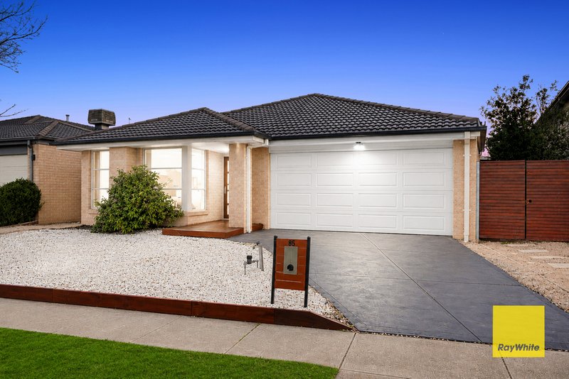 Photo - 85 Crossway Avenue, Tarneit VIC 3029 - Image 2