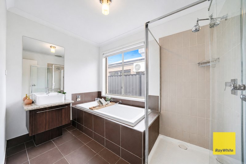 Photo - 85 Crossway Avenue, Tarneit VIC 3029 - Image 6