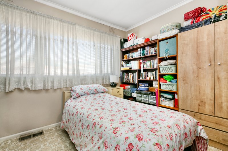 Photo - 85 Darebin Boulevard, Reservoir VIC 3073 - Image 7