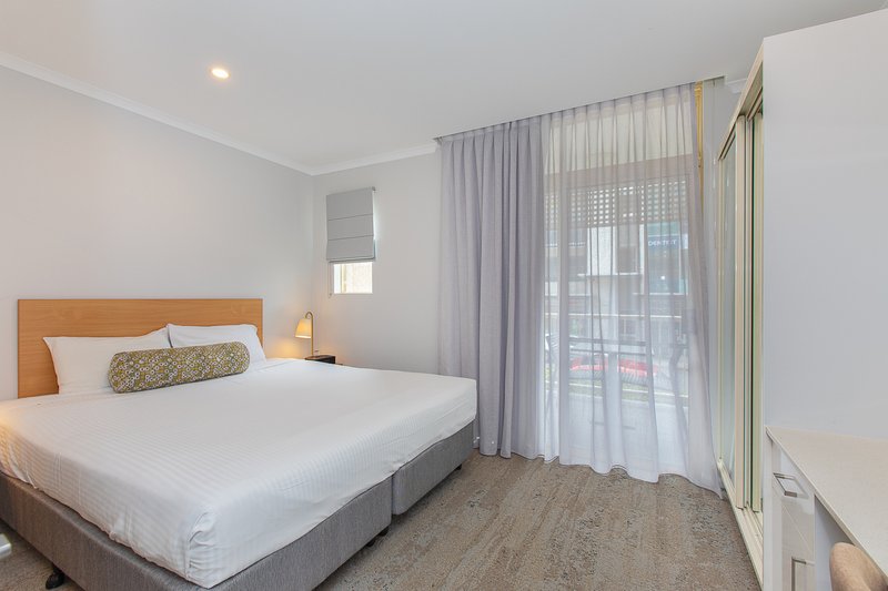 Photo - 85 Deakin Street, Kangaroo Point QLD 4169 - Image 4