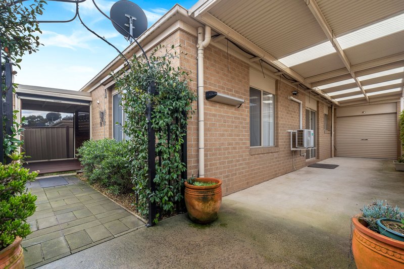 Photo - 8/5 Eden Place, Wallan VIC 3756 - Image 11