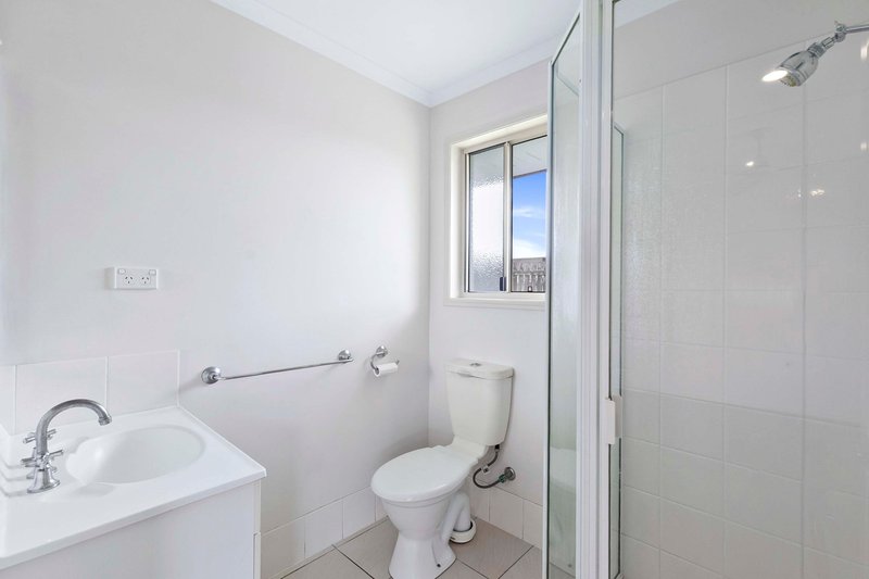 Photo - 85 Endeavour Way, Eli Waters QLD 4655 - Image 6