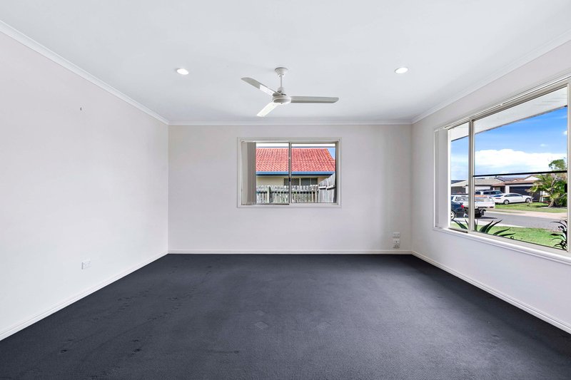 Photo - 85 Endeavour Way, Eli Waters QLD 4655 - Image 10