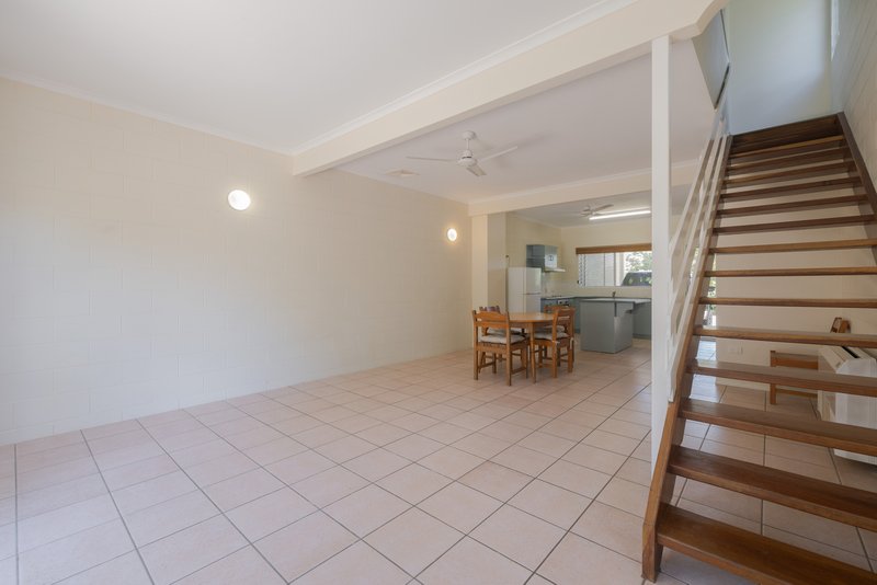 Photo - 8/5 Eshelby Drive, Cannonvale QLD 4802 - Image 3