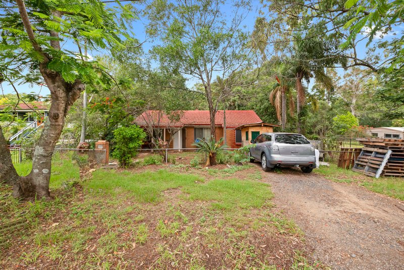 Photo - 85 Evenwood Street, Coopers Plains QLD 4108 - Image 3